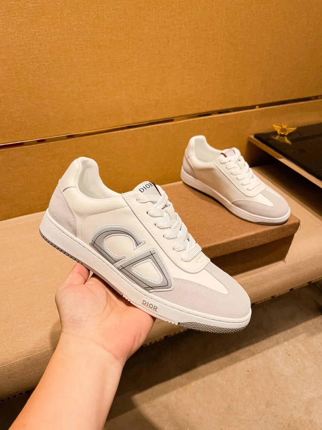 Men's shoes 💰 420💰【Dior】🔥 High-end men's shoes brand official website 1:1 latest masterpiece: the upper is made of Italian imported first-layer cowhide with a comfortable and breathable lining➕original non-slip and wear-resistant outsole🔥, making walking more convenient and comfortable! An exclusive new model, a stunning work, a beautiful 1:1 replica [color] compared to the official quality! Create a fashionable personality to set off your uniqueness! A must-have for trendy men! Classic 🔥Size: 38-44 Color: 🔥 2⃣️colors available🔥.